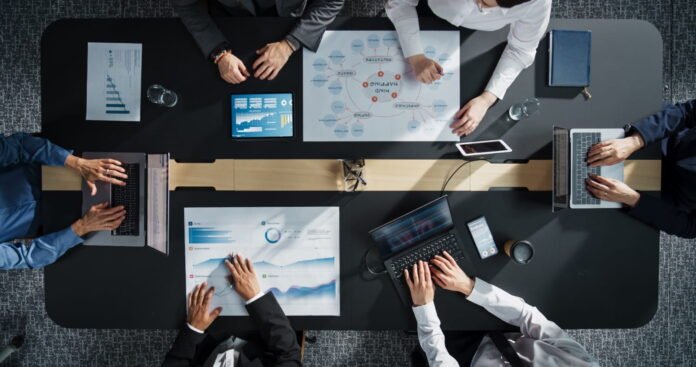 Modelo de negocios de 6 capas: visión estratégica para PYMES que buscan sostenibilidad