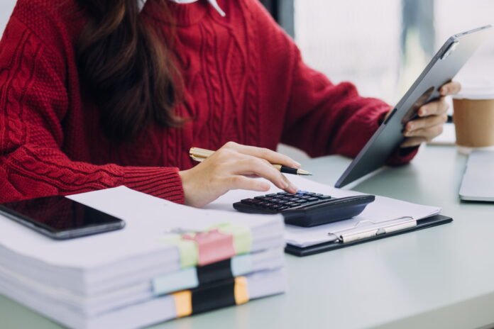 Cómo registrar correctamente los gastos de Navidad en tu empresa